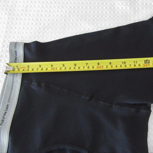 Mens Large Fruit of the loom boxers Free in a $25.00 bundle - Picture 8 of 11